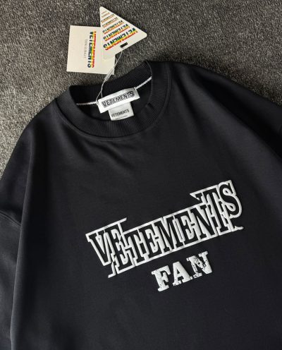 تیشرت وارداتی VETEMENTS